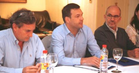 De Izq. A Der: Alejandro Ponte, Csar Jauregui y Ricardo Bullrich