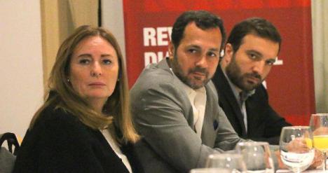 De Izq. a Der.: Graciana Calcavecchia, Enrique Lynch y Carlos Sorrenti